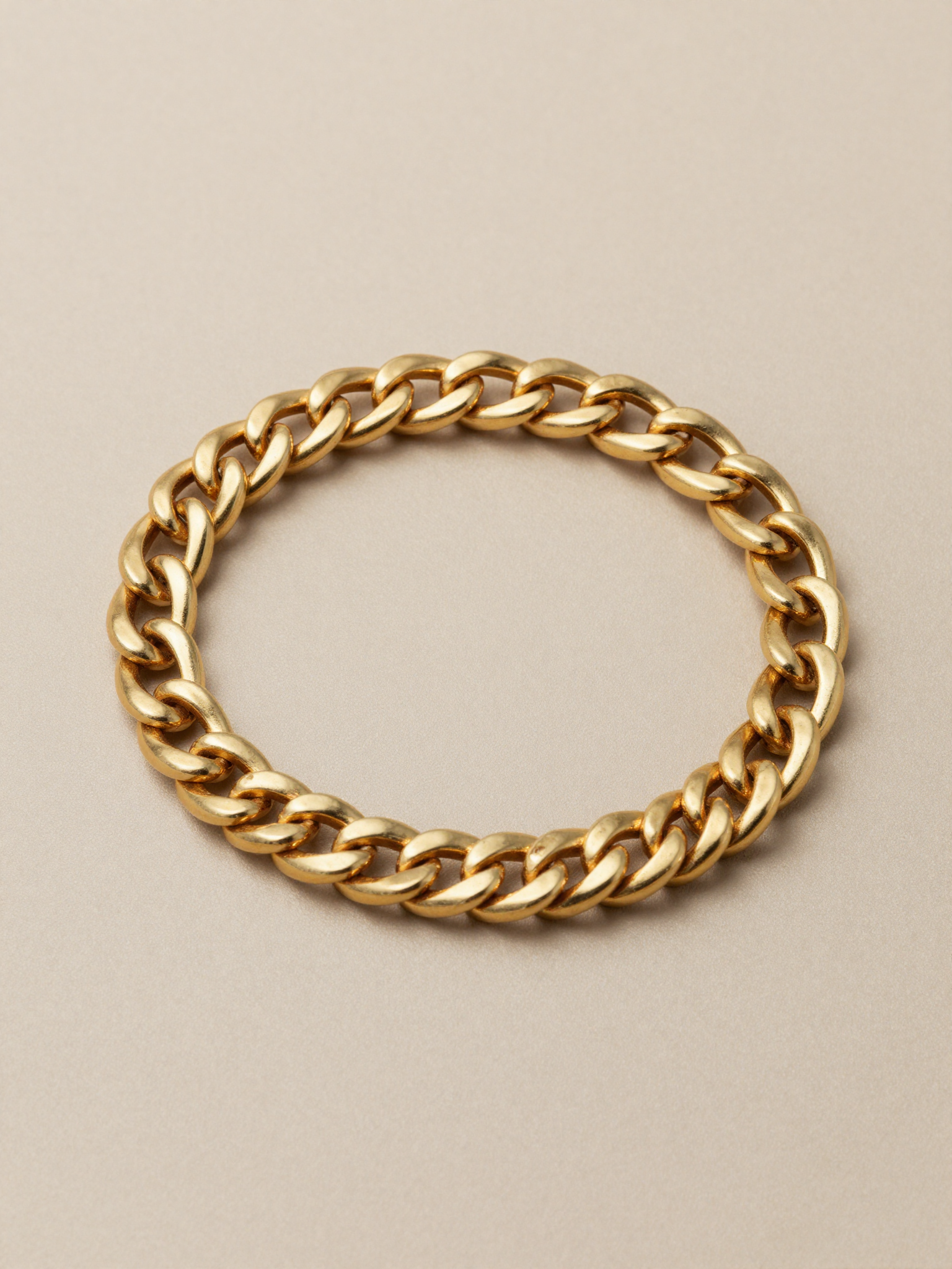 Pulsera de eslabones dorada