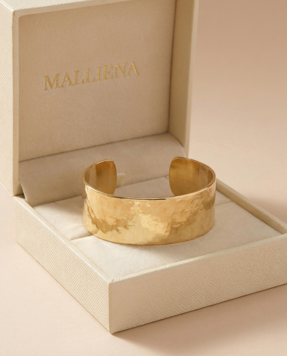 Pulsera Cuff Ancha en la caja de regalo MALLIENA